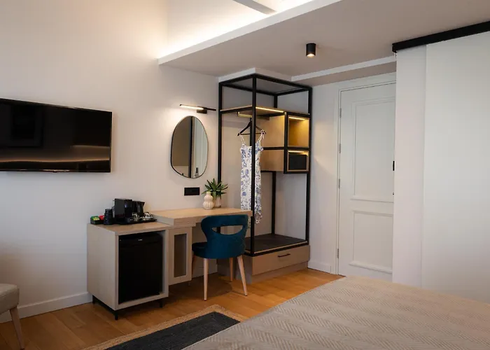 Navria By Aetoma * Nafplion