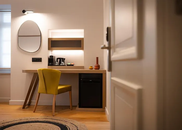 Navria By Aetoma Hotell *