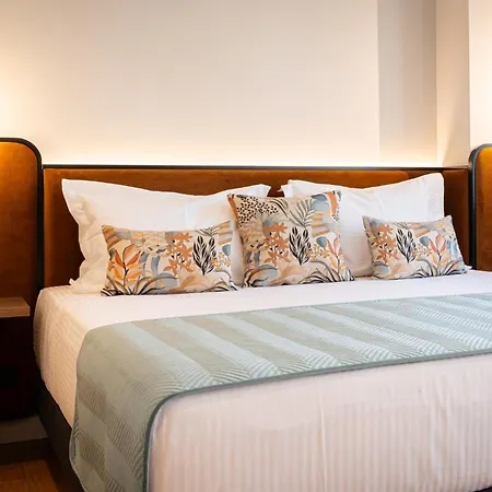 Navria By Aetoma نافبليو