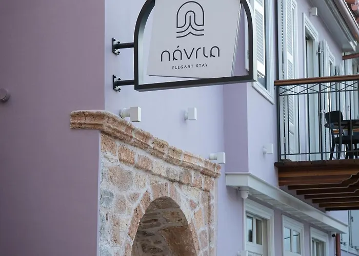 Navria By Aetoma מלון *