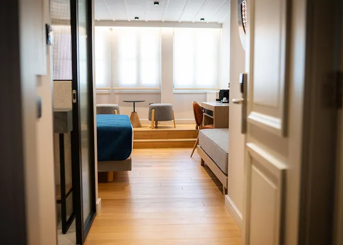 Navria By Aetoma נאפפליו