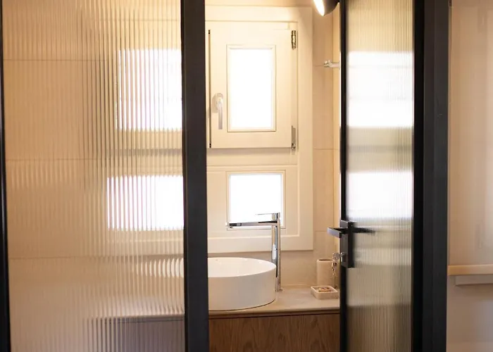 מלון Navria By Aetoma